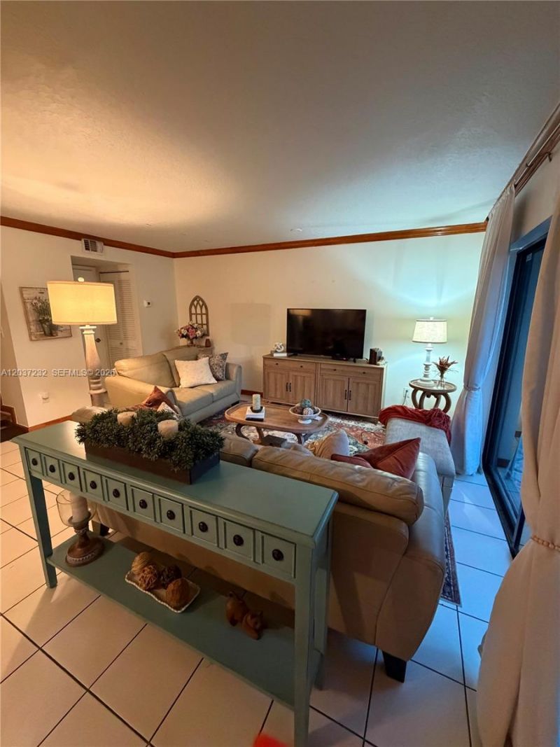 10445 SW 154th Ct, Unit 1, Miami, FL 33196 Photo