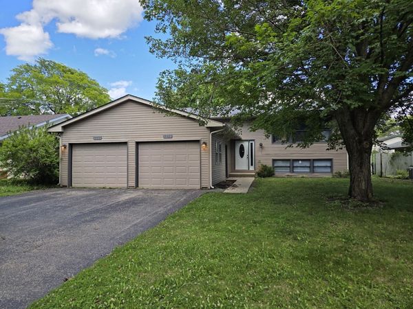 1238-1240 Thomas Drive , Woodstock, IL 60098
