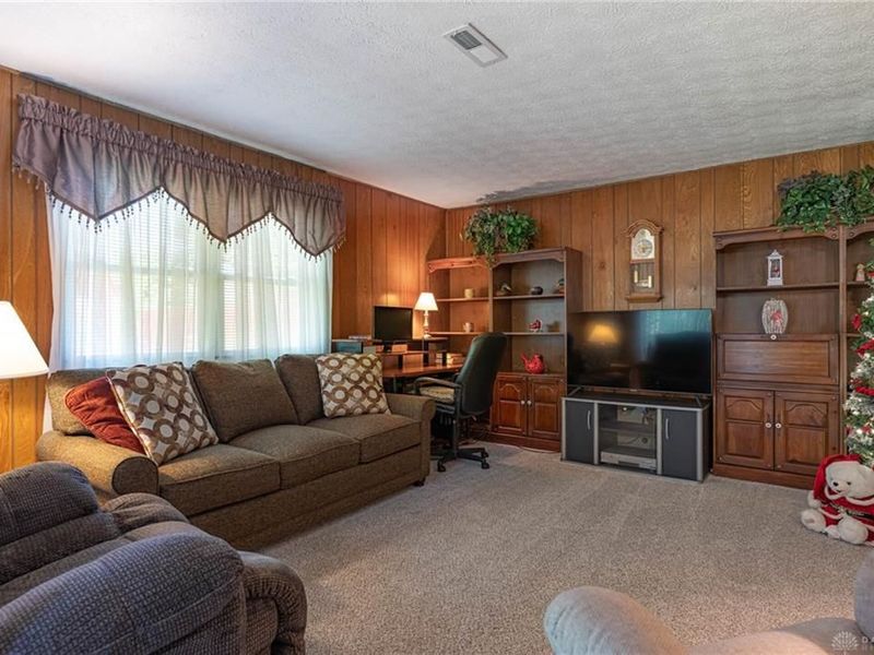 837 Colorado Drive, Xenia, OH 45385 Photo 11