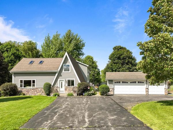 W6093 Mariner Hills TRAIL, Elkhorn, WI 53121