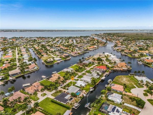 5050 Sorrento CT, CAPE CORAL, FL 33904