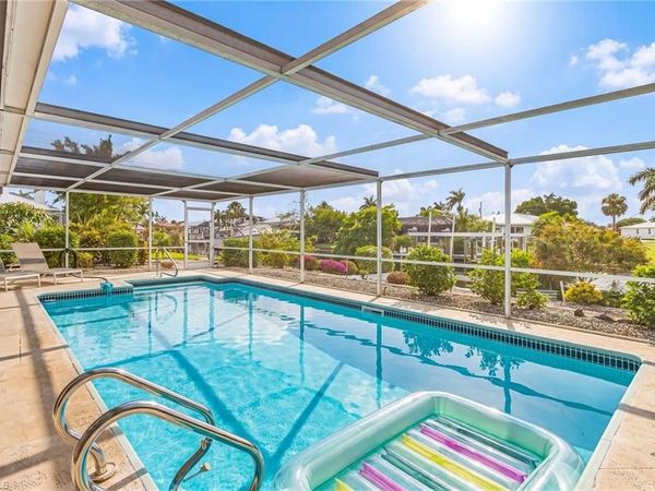 5050 Sorrento CT, CAPE CORAL, FL 33904