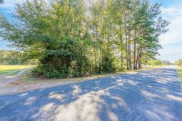 1102 Peru Road photo 4