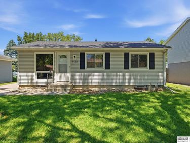 5122 Martin Street, Lincoln, NE 68504