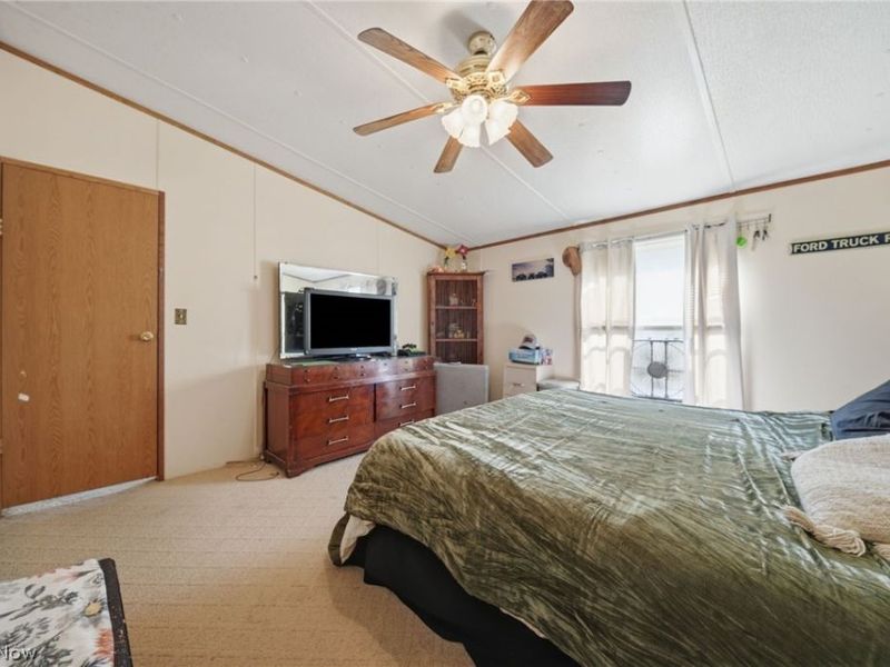 4534 Lake Road E, Unit 23, Geneva, OH 44041 Photo 25