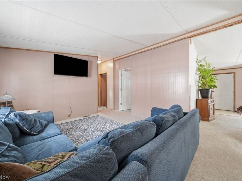 4534 Lake Road E, Unit 23, Geneva, OH 44041 Photo 6