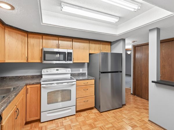 4710 58th Avenue N, Unit 202, Crystal, MN 55429