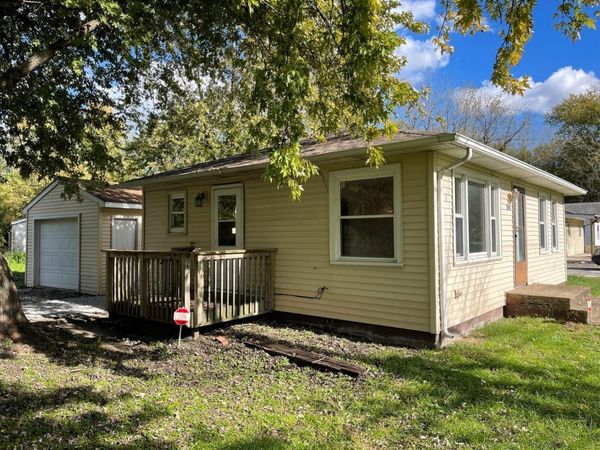 5030 W 25th Avenue , Gary, IN 46406