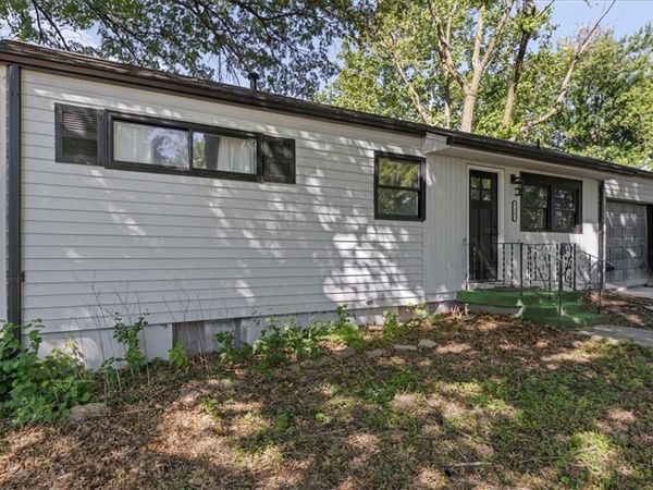 7305 E 86TH Street, Kansas City, MO 64138