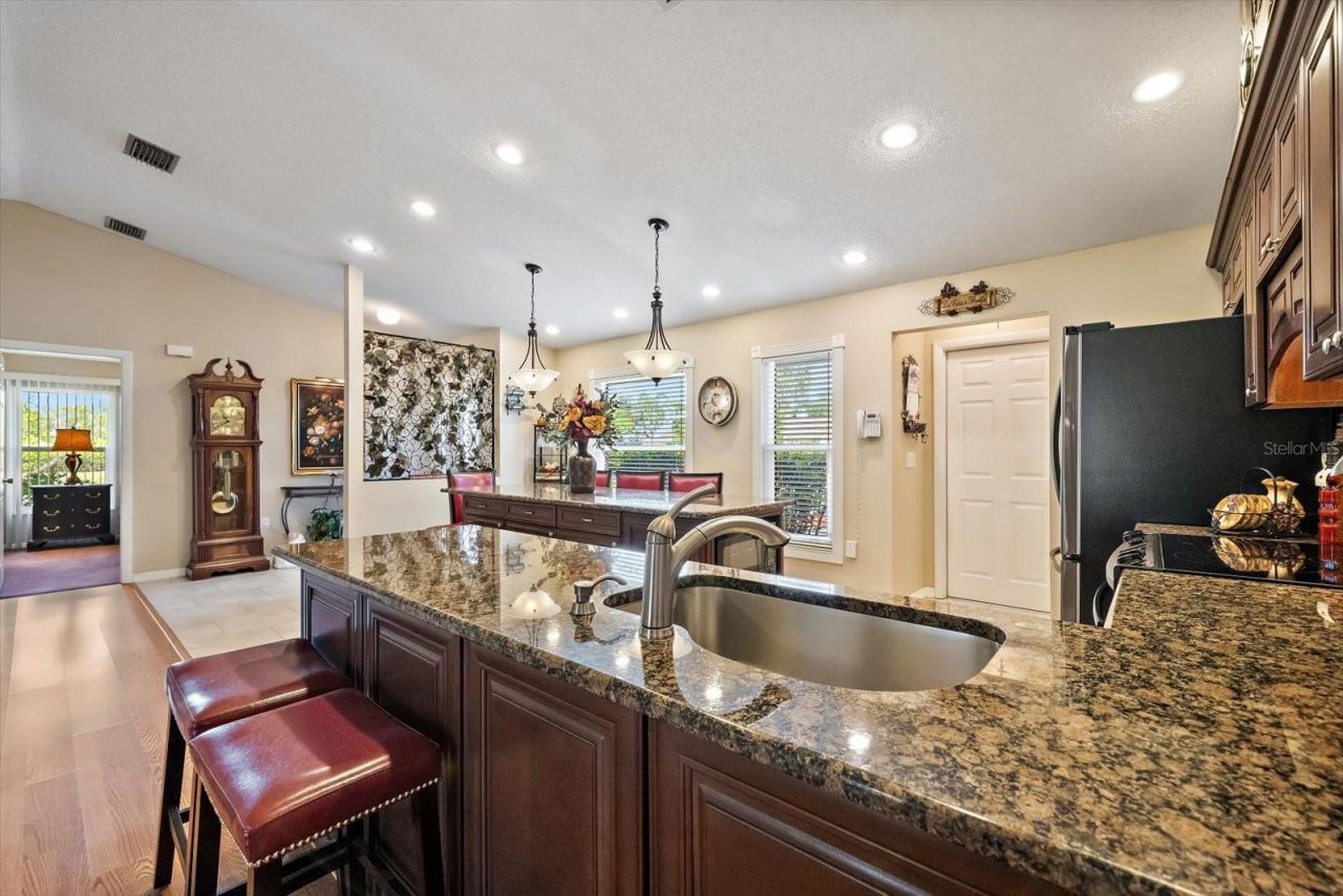 4352 Kingston Loop, Sarasota, FL 34238 Photo