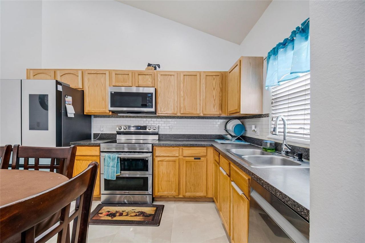 1228 Sandy Ridge Drive , Davenport, FL 33896 Photo