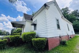 2007 Nance Street  photo 4