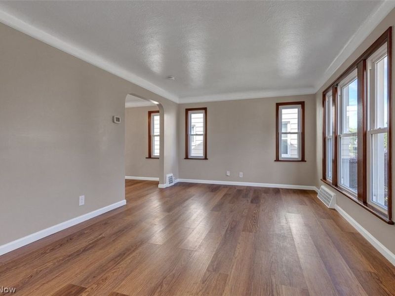 4107 Torrington Avenue , Parma, OH 44134 Photo 12