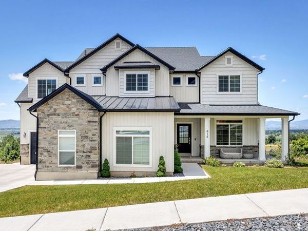 615 N 750 E, Hyde Park, UT 84318