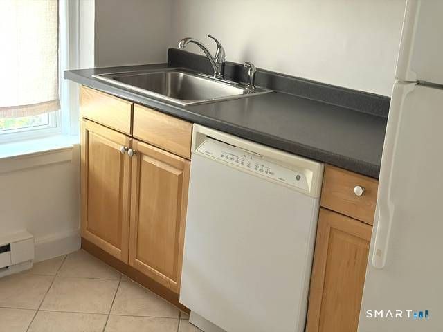 134 Summer, Unit 1B, Stamford, CT 06840 Main Photo