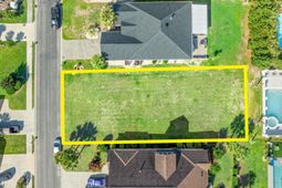 912 Shipmaster Ave.  photo 4