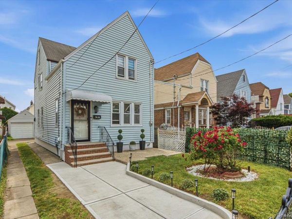 94-26 210th Street, Queens Village, NY 11428