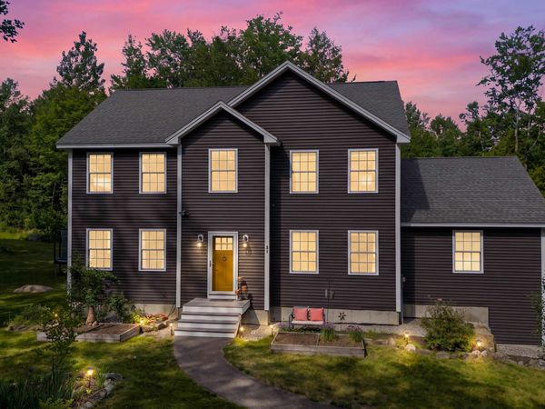 594 Kearsarge Avenue, Hopkinton, NH 03229