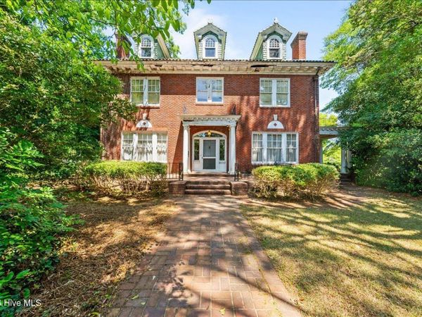 807 Fayetteville Road, Rockingham, NC 28379