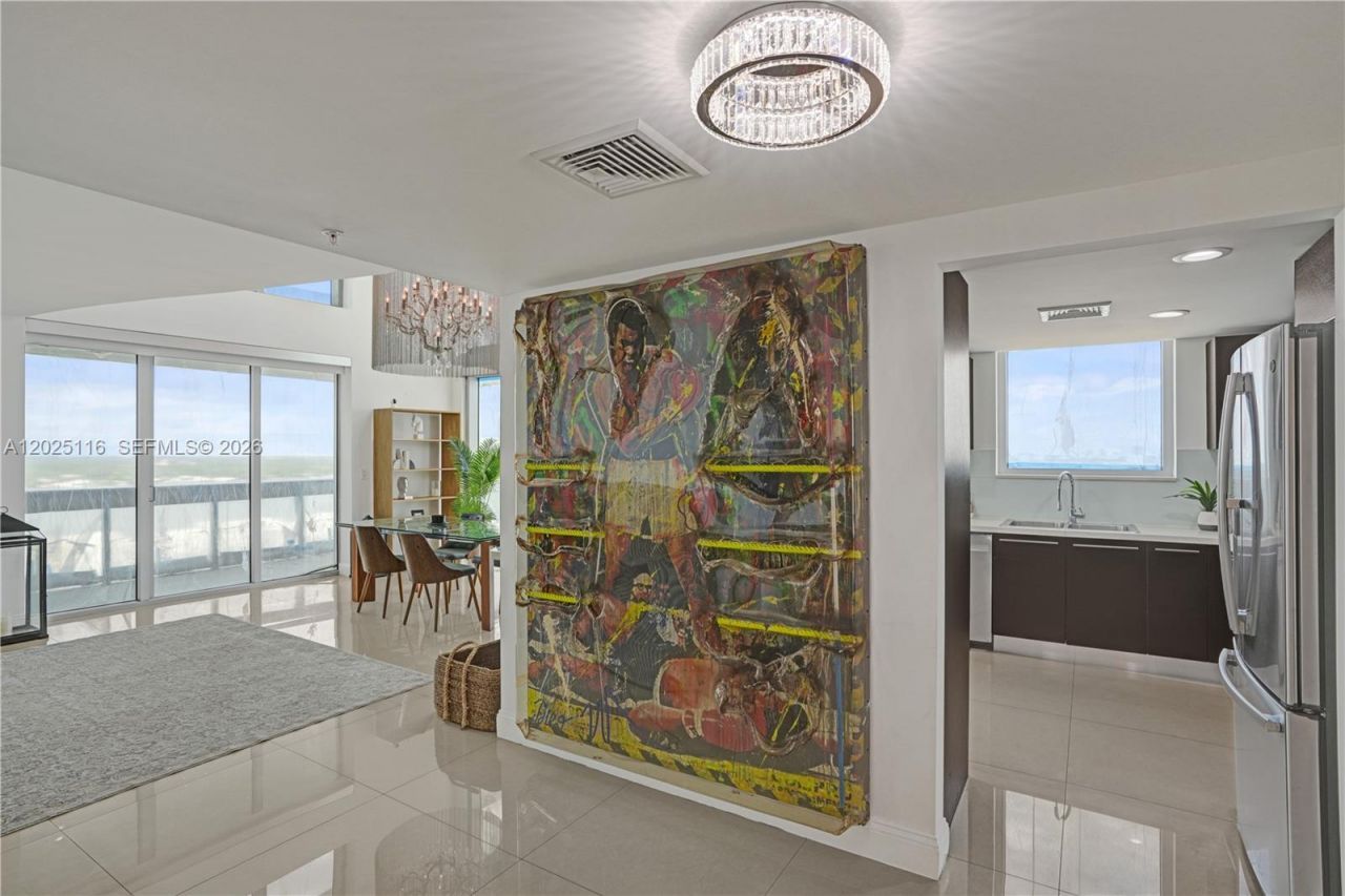 7930 East Dr , Unit 1808, North Bay Village, FL 33141 Photo