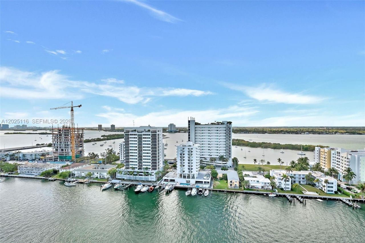 7930 East Dr , Unit 1808, North Bay Village, FL 33141 Photo