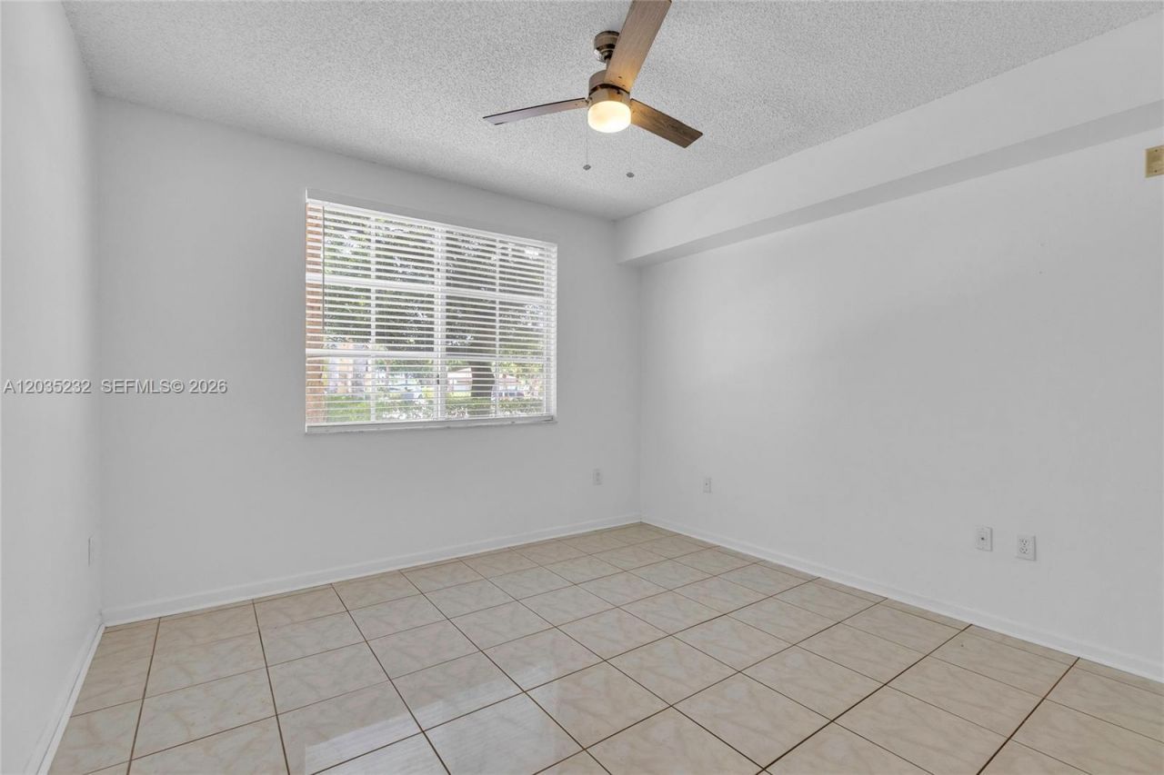 8000 N Nob Hill Rd , Unit 106, Tamarac, FL 33321 Photo