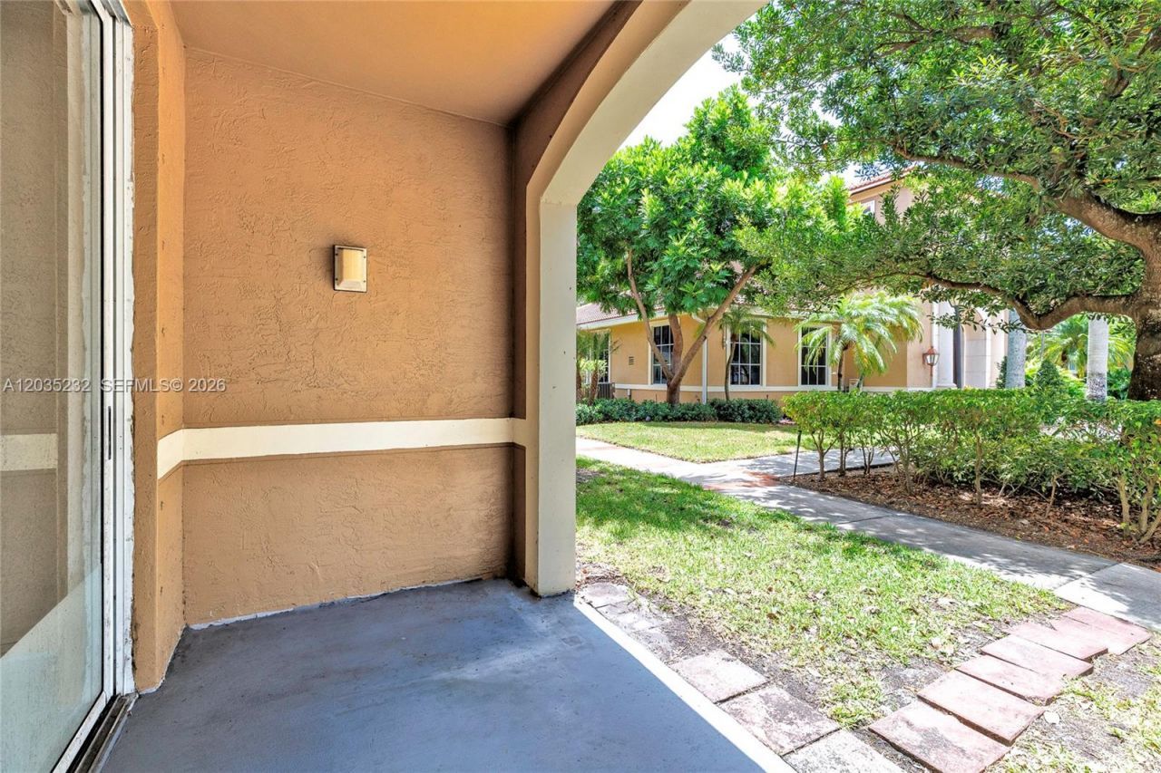 8000 N Nob Hill Rd , Unit 106, Tamarac, FL 33321 Photo