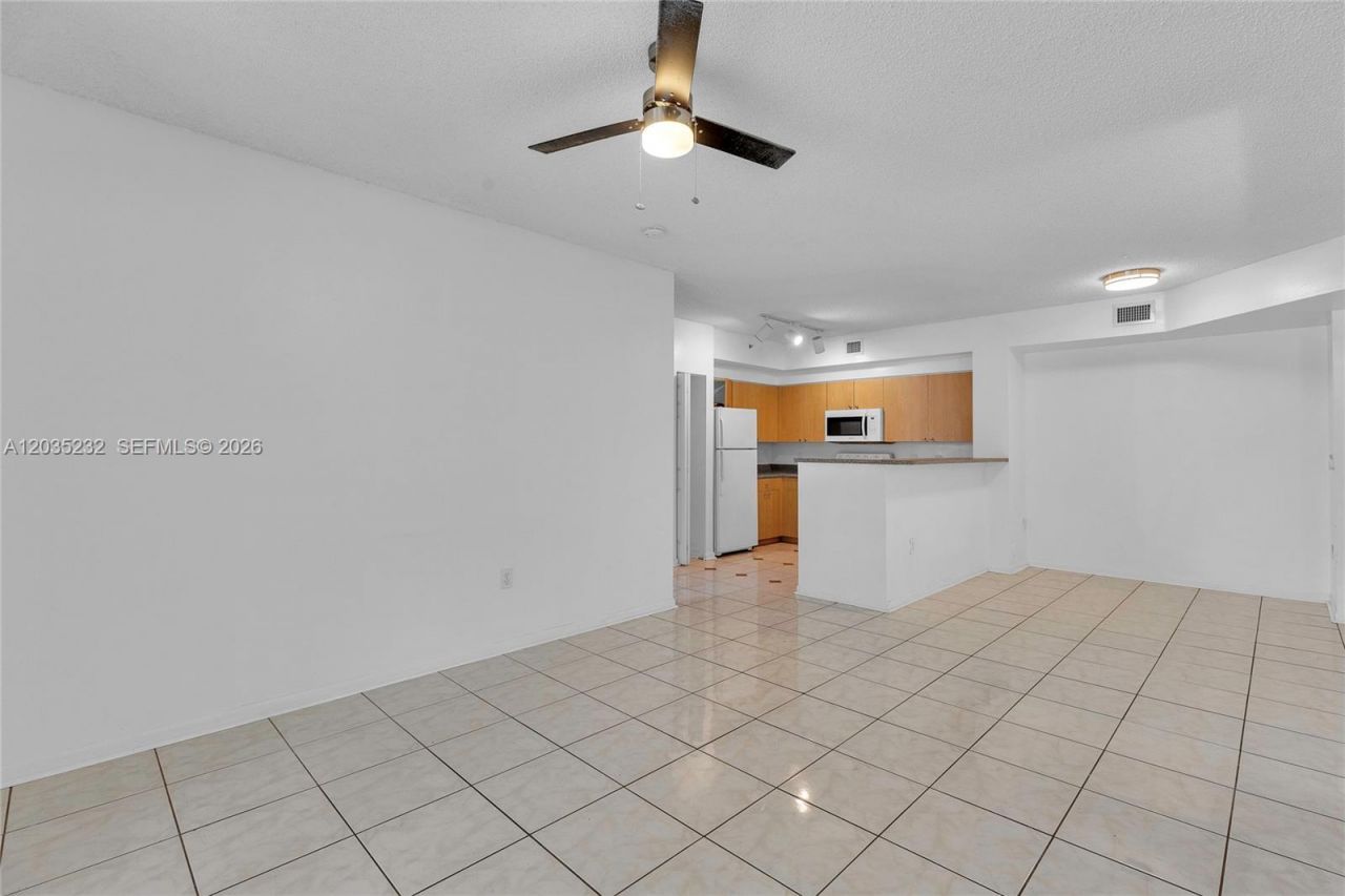 8000 N Nob Hill Rd , Unit 106, Tamarac, FL 33321 Photo