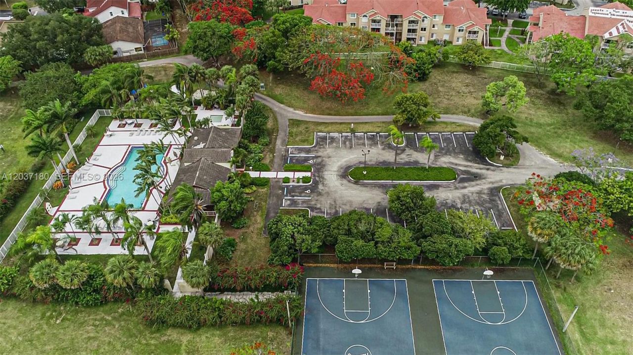 15780 SW 106th Ter , Unit 107, Miami, FL 33196 Photo