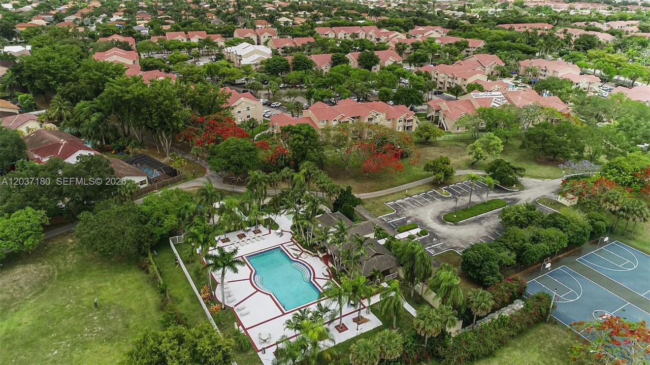 15780 SW 106th Ter , Unit 107, Miami, FL 33196 Photo