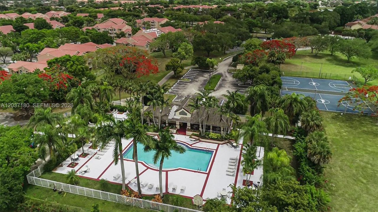 15780 SW 106th Ter , Unit 107, Miami, FL 33196 Photo