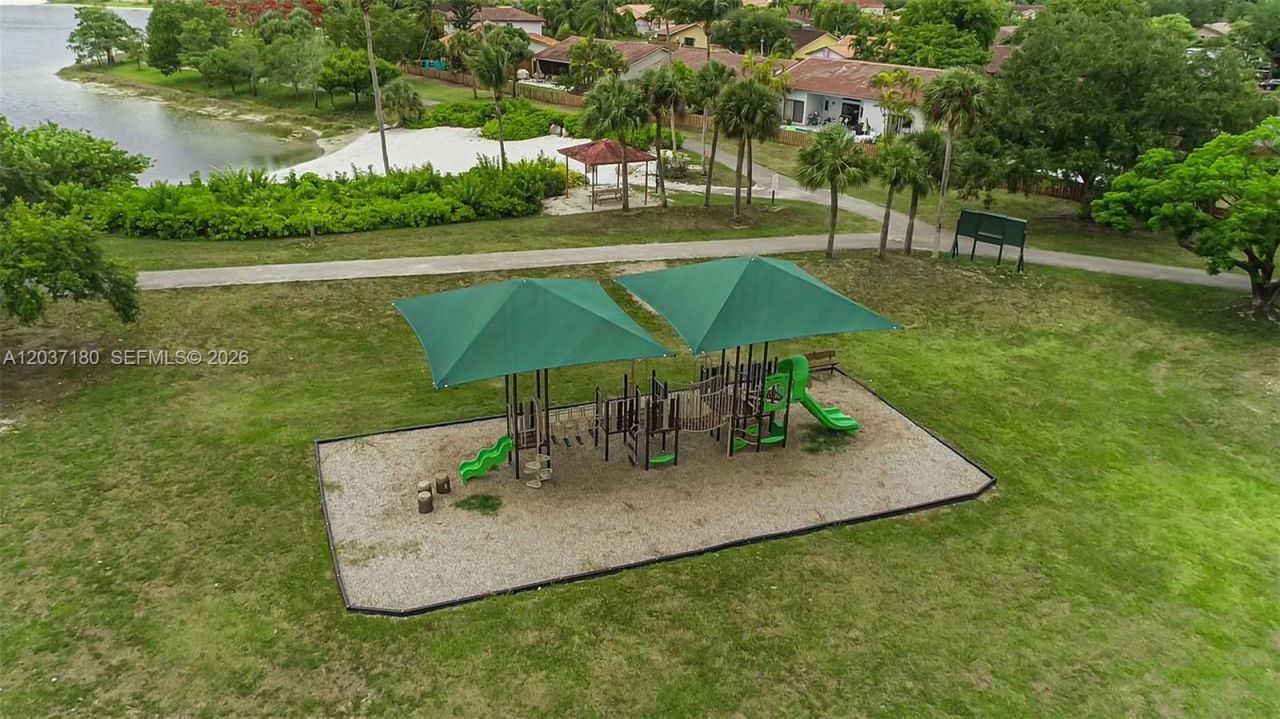 15780 SW 106th Ter , Unit 107, Miami, FL 33196 Photo