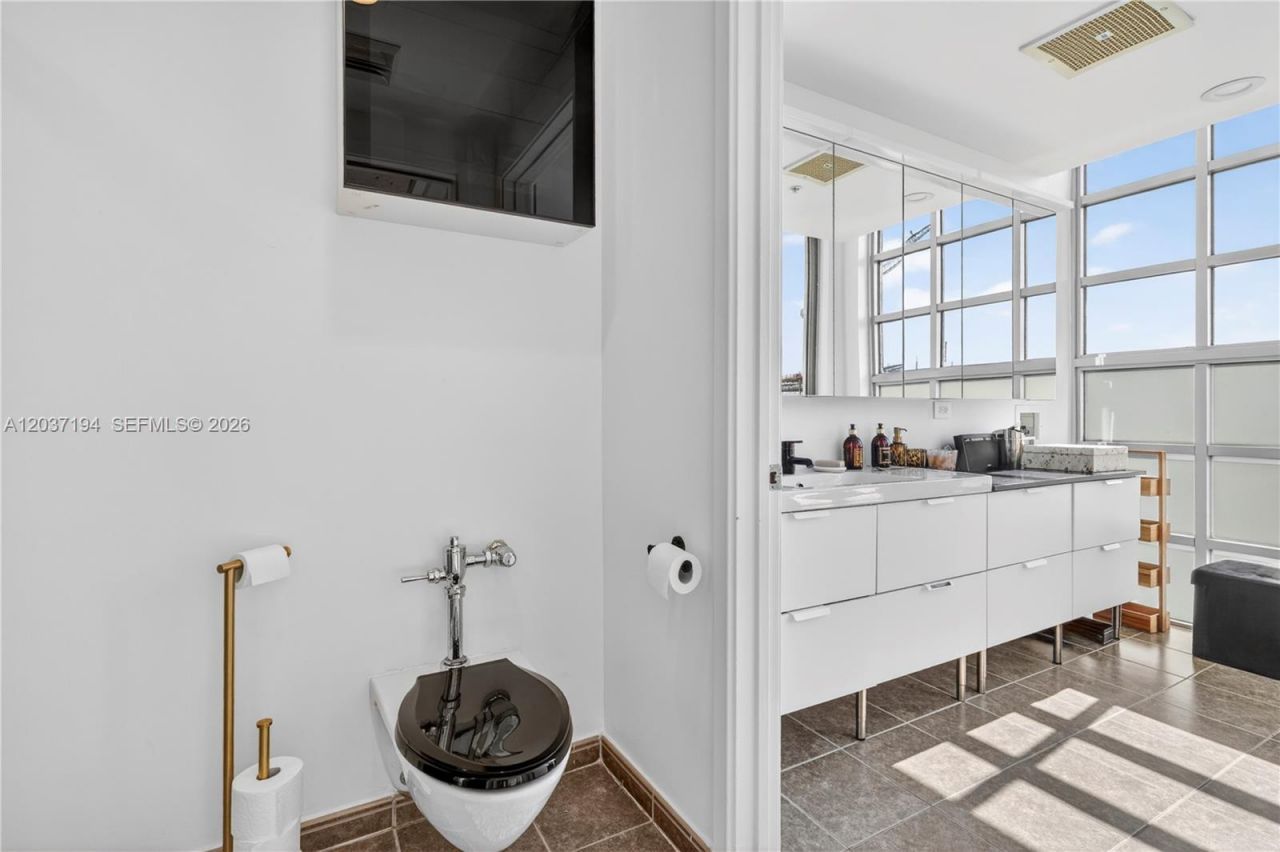 3451 NE 1st Ave , Unit PM03, Miami, FL 33137 Photo