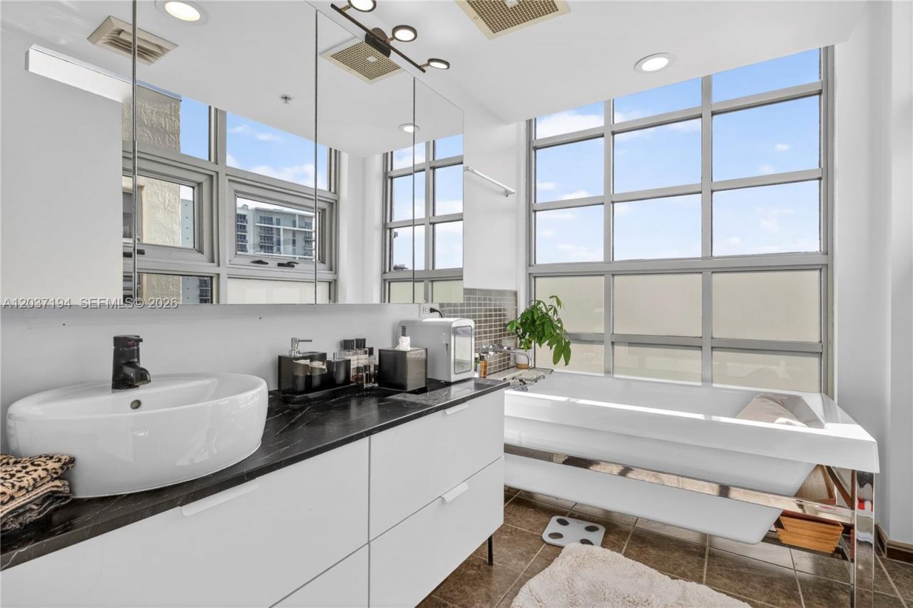 3451 NE 1st Ave , Unit PM03, Miami, FL 33137 Photo