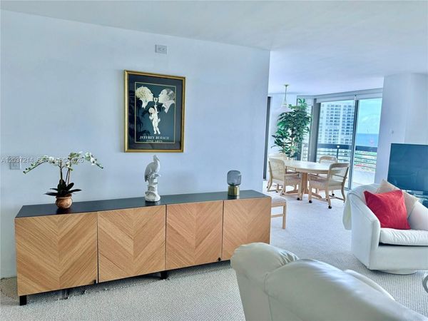 3500 Mystic Pointe Dr , Unit 2306, Aventura, FL 33180