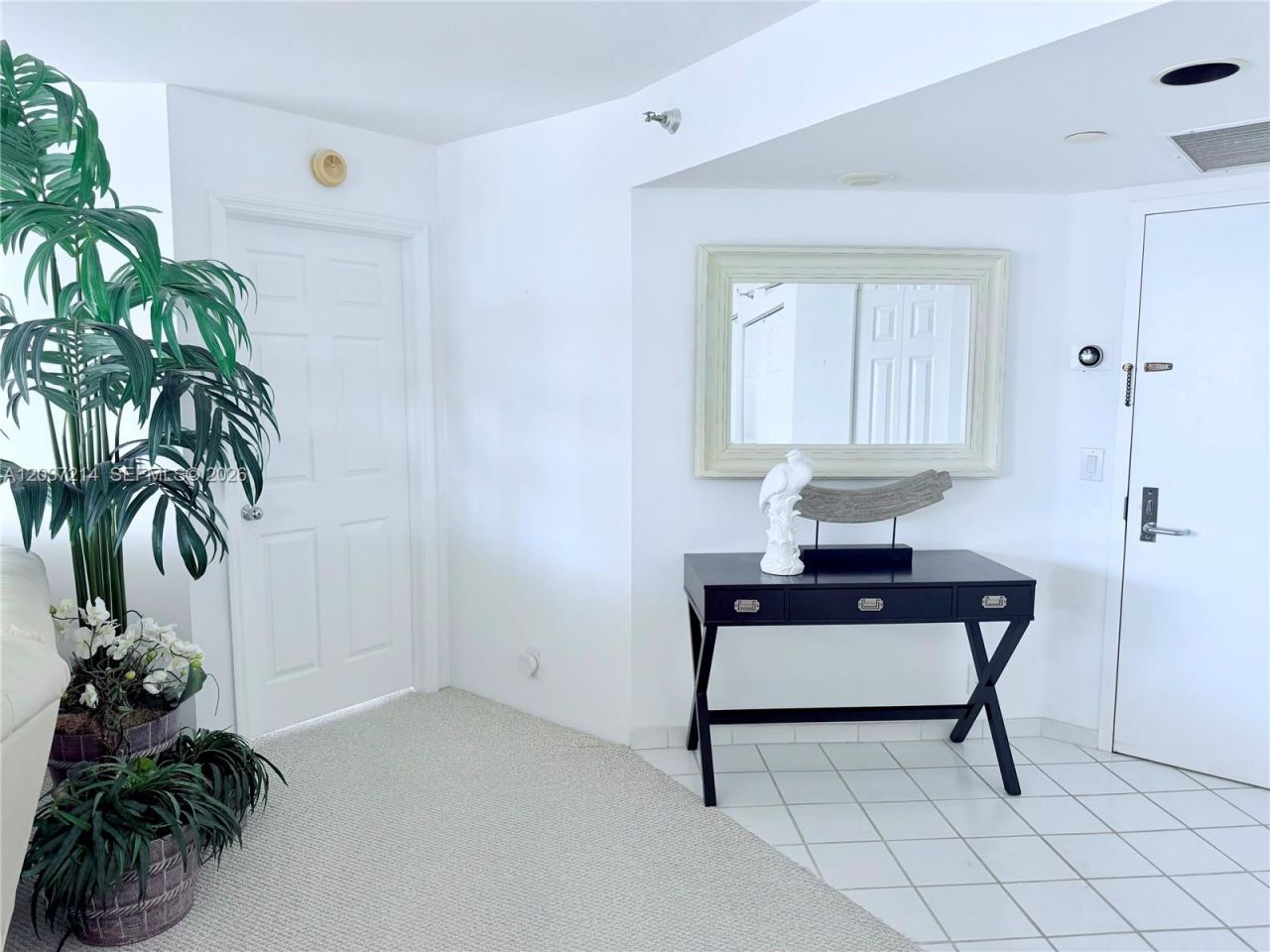 3500 Mystic Pointe Dr , Unit 2306, Aventura, FL 33180 Photo