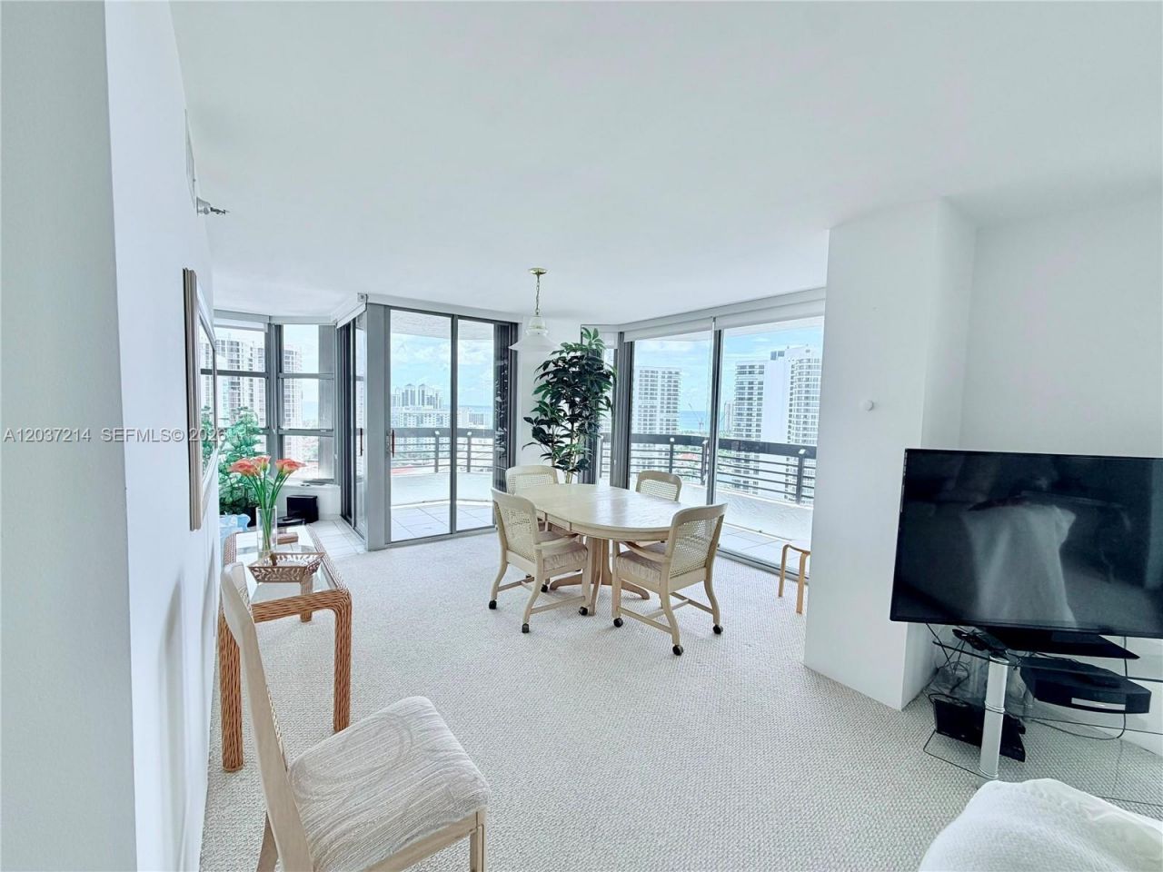 3500 Mystic Pointe Dr , Unit 2306, Aventura, FL 33180 Photo