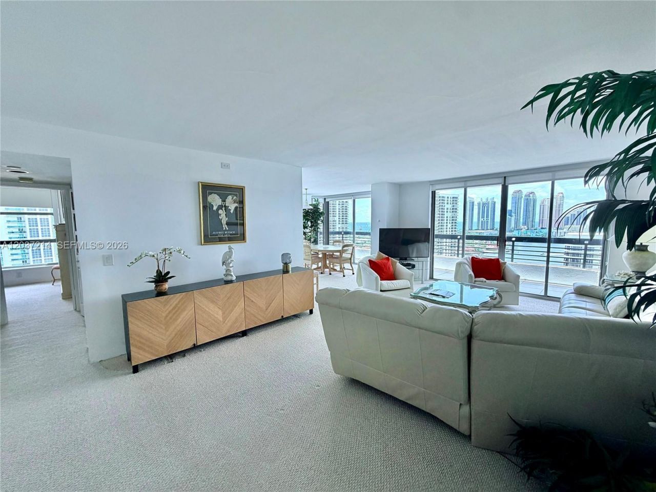 3500 Mystic Pointe Dr , Unit 2306, Aventura, FL 33180 Photo