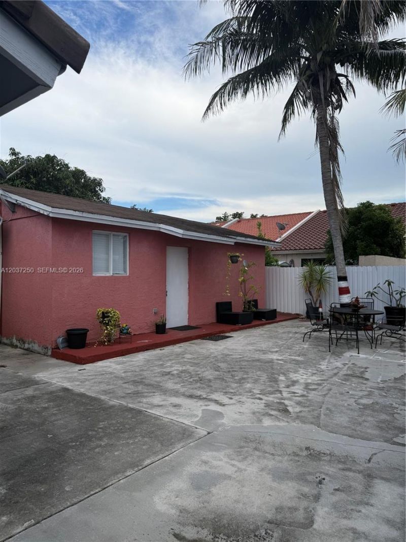 14770 SW 60th St , Miami, FL 33193 Photo