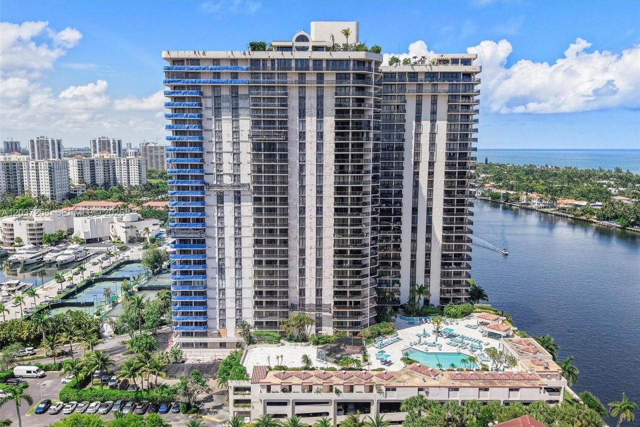 19667 Turnberry Way , Unit 7B, Aventura, FL 33180 Photo