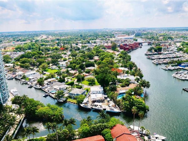 1861 NW S River Dr , Unit 1501, Miami, FL 33125