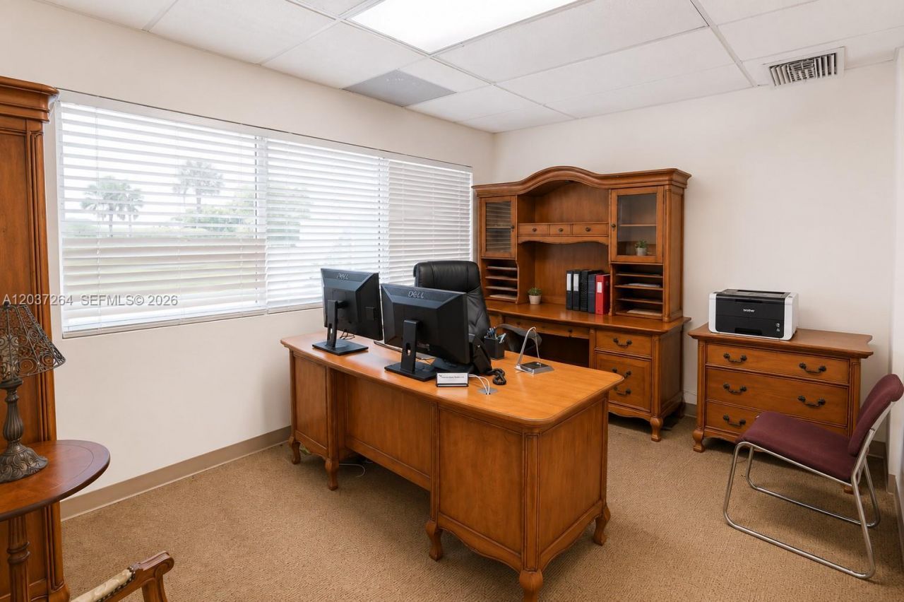 6405 NW 36th St , Virginia Gardens, FL 33166 Photo