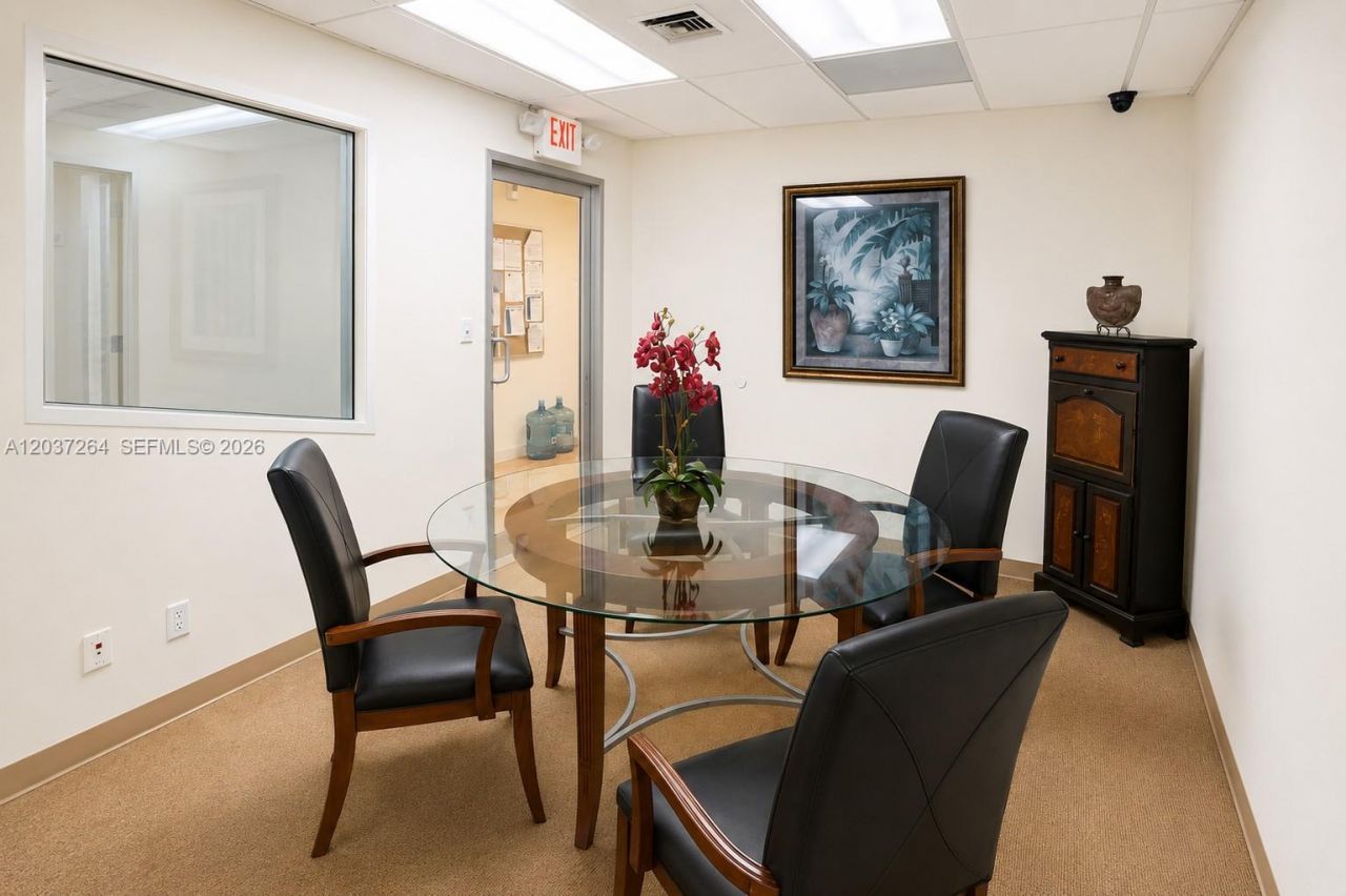 6405 NW 36th St , Virginia Gardens, FL 33166 Photo