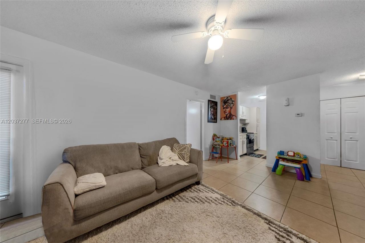 4381 W Mcnab Rd, Unit 20, Pompano Beach, FL 33069 Photo