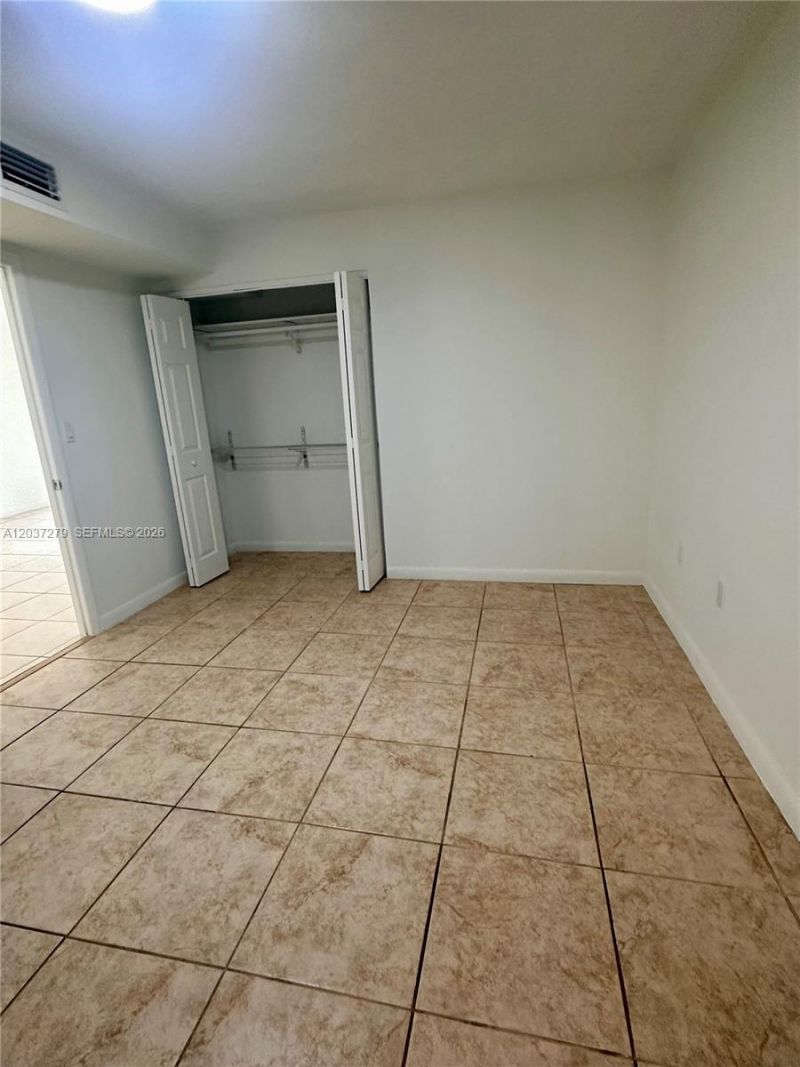 9360 Fontainebleau Blvd , Unit 309, Miami, FL 33172 Photo
