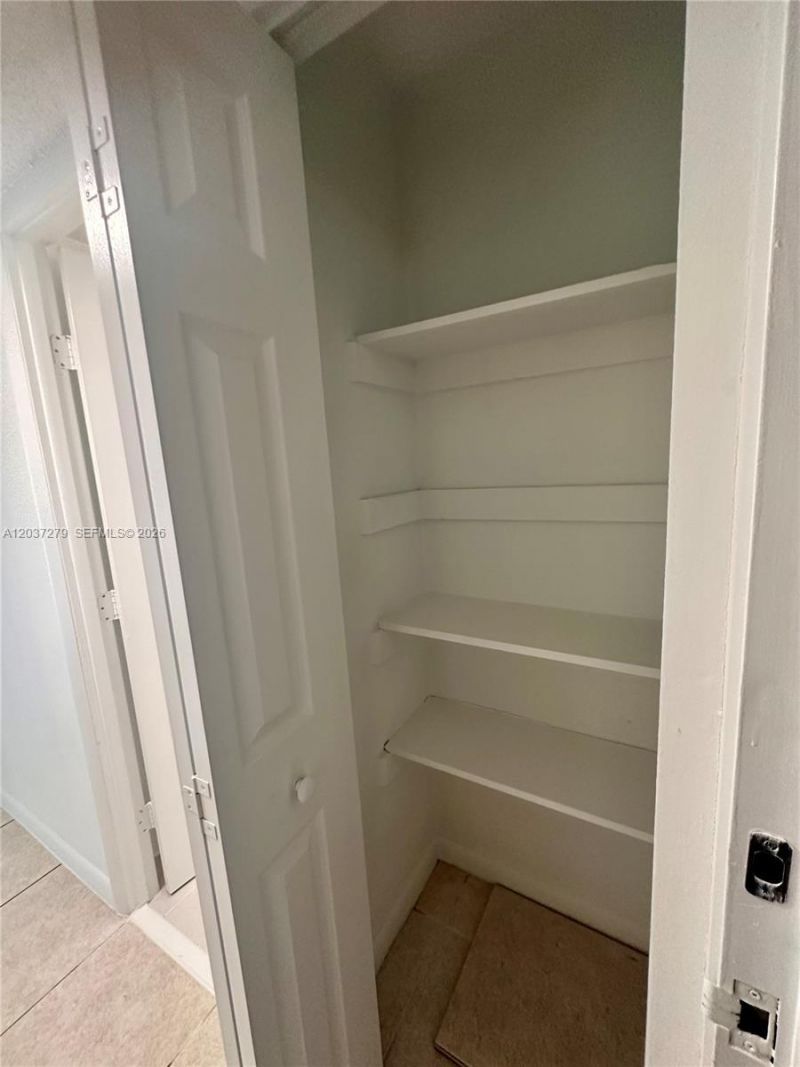9360 Fontainebleau Blvd , Unit 309, Miami, FL 33172 Photo