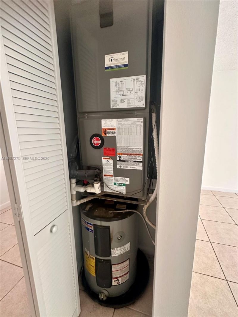 9360 Fontainebleau Blvd , Unit 309, Miami, FL 33172 Photo