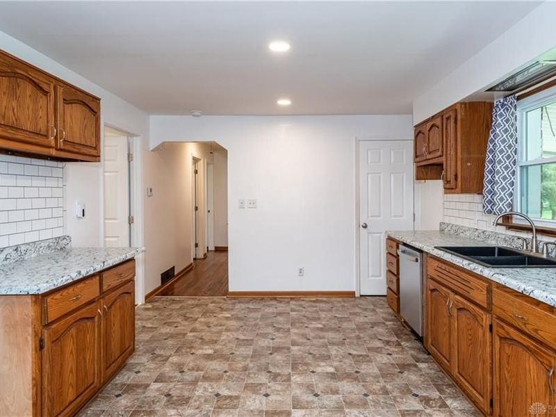 2841 Prospect Drive, Fairborn, OH 45324 Photo 14