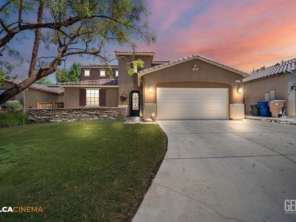 9510 Poseidon Street, Bakersfield, CA 93306