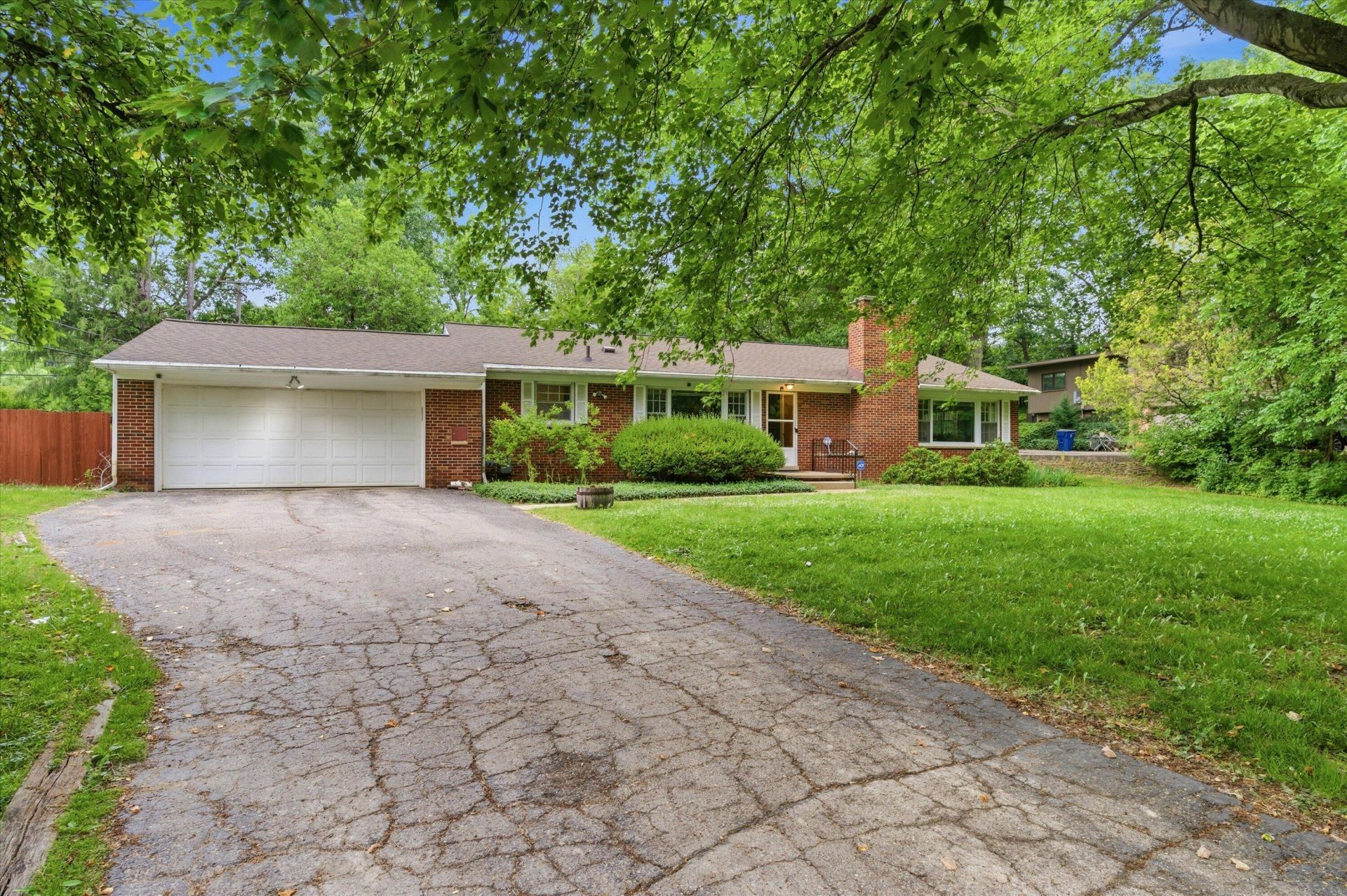 2687 Apple Way, Ann Arbor, MI 48104 Main Photo